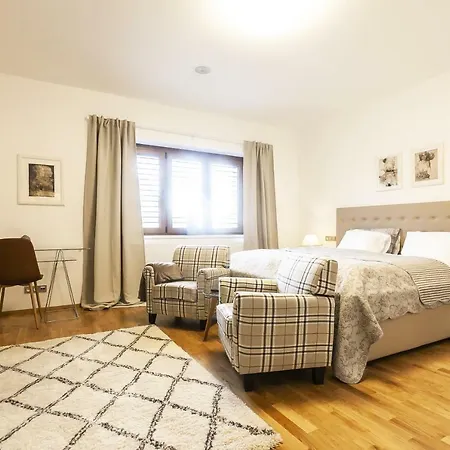 Expat House Apartmán Praha
