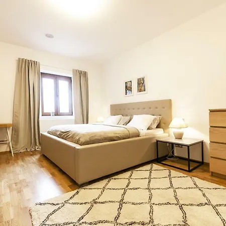 Lejlighed Expat House