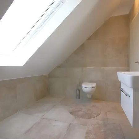 דירה Expat House