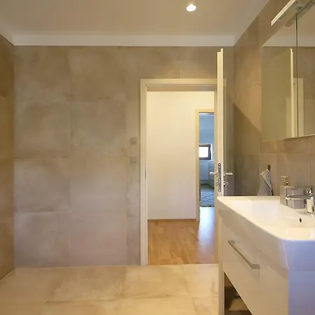 Expat House פראג