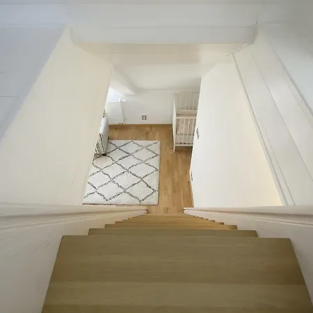 Expat House