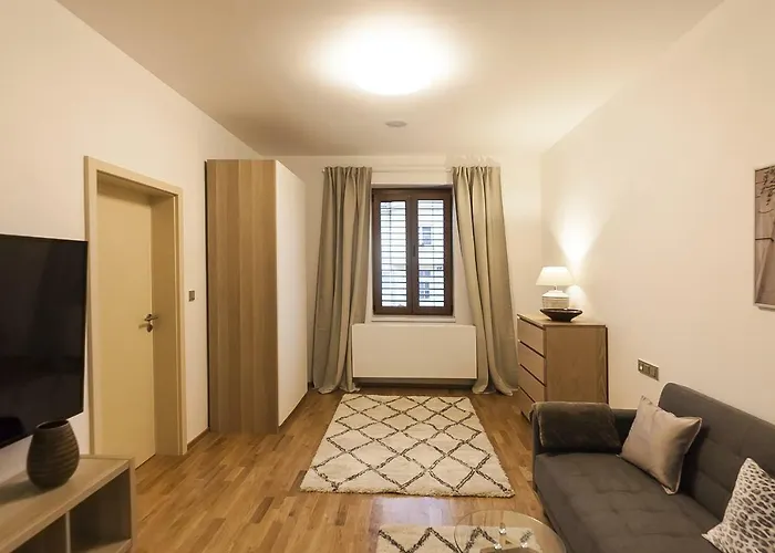 Expat House Prag