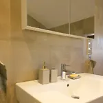 Expat House דירה